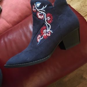 carlos santana embroidered boots